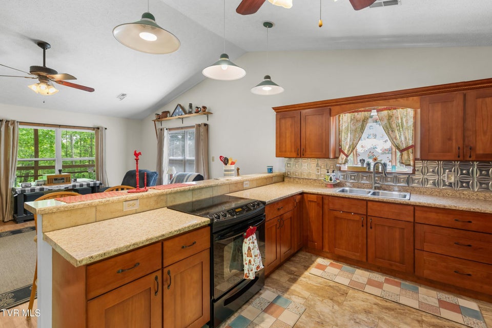 Photo #39: 236 Beech Street