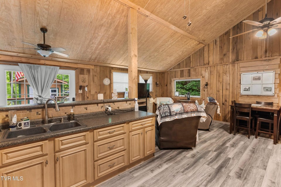 Photo #40: 236 Beech Street