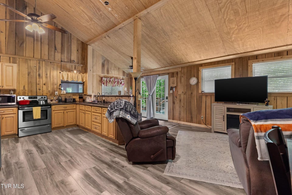 Photo #45: 236 Beech Street