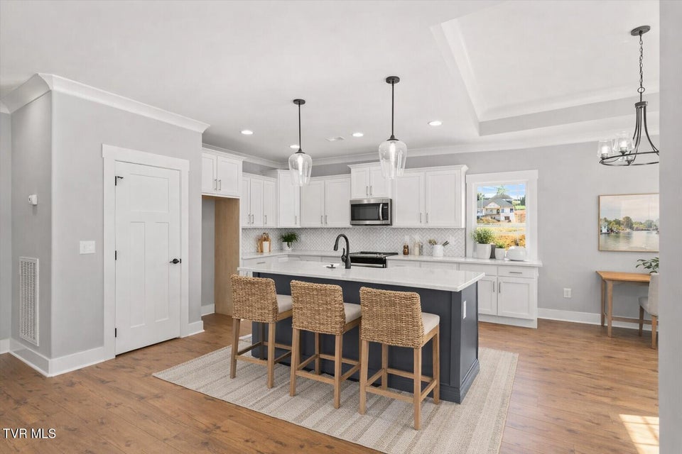 Photo #7: 699 Twilight Falls