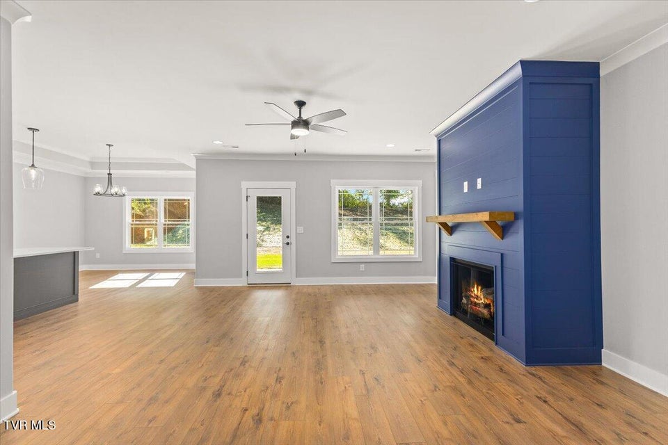 Photo #12: 699 Twilight Falls