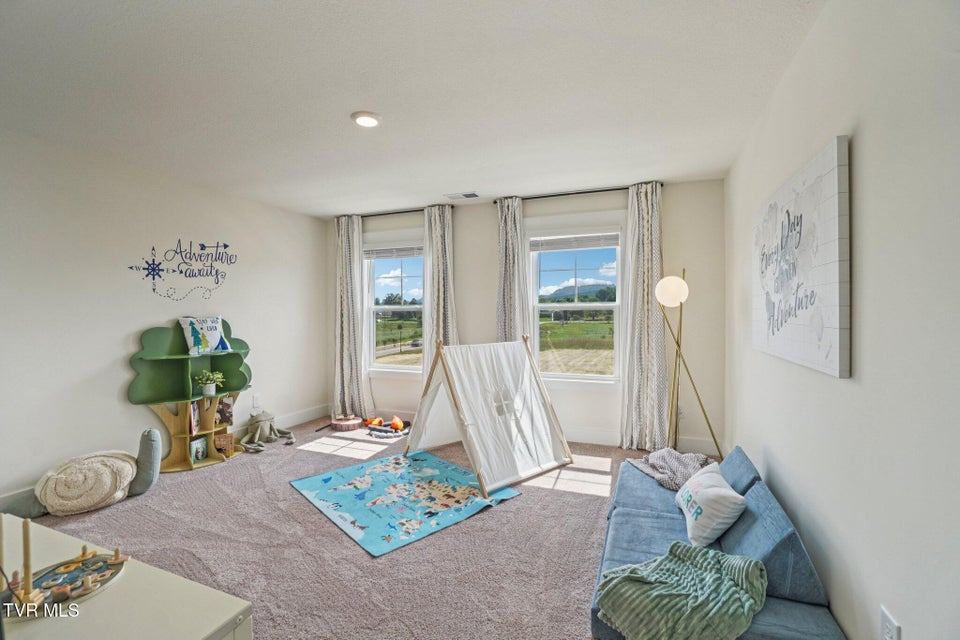 Photo #30: 209 Artist Avenue 