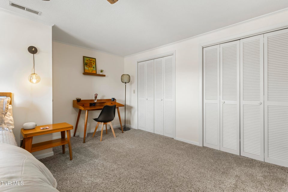 Photo #38: 2112 Knob Creek Road