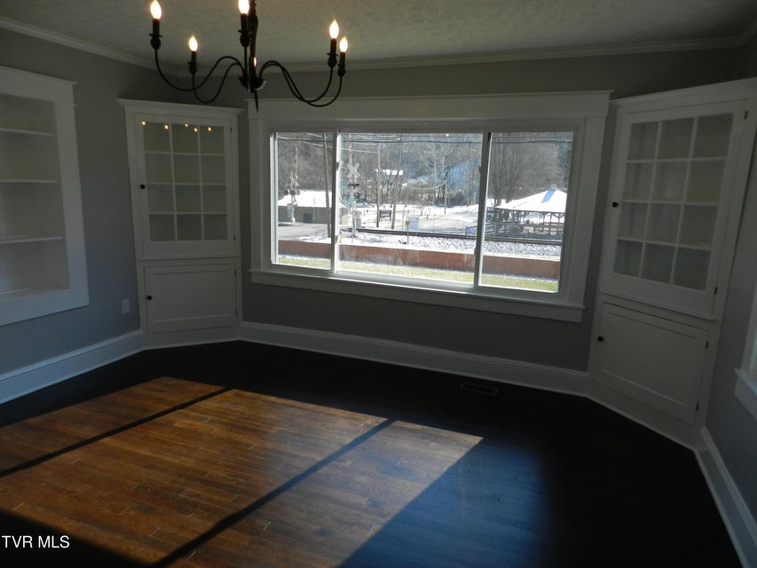 Photo #16: 460 Park Street