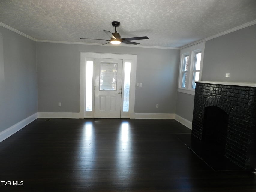 Photo #6: 460 Park Street