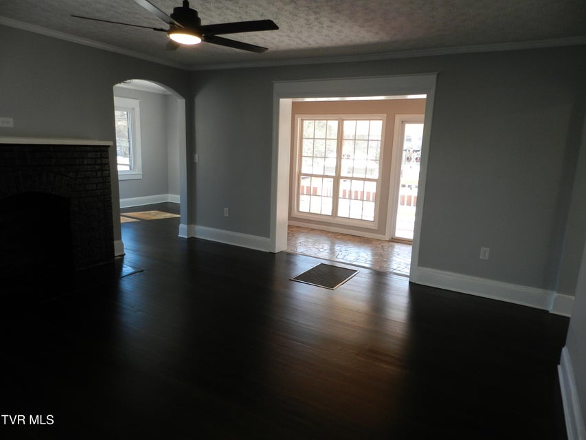 Photo #10: 460 Park Street