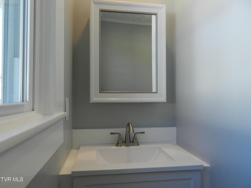 Photo #39: 460 Park Street