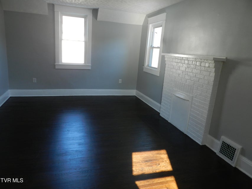 Photo #44: 460 Park Street