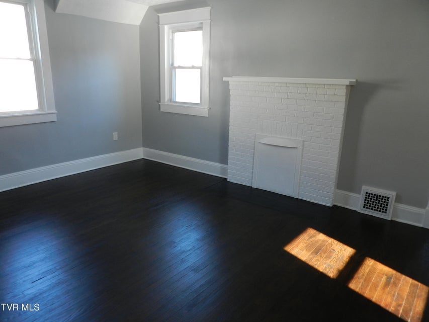 Photo #45: 460 Park Street