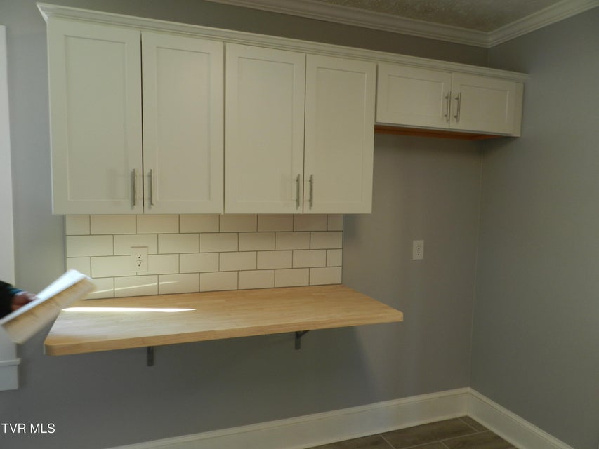 Photo #24: 460 Park Street