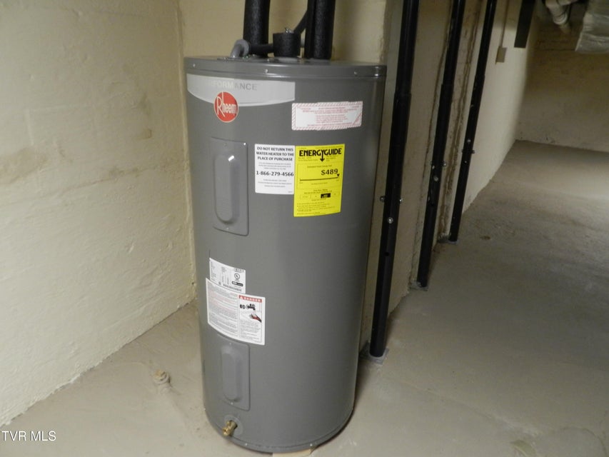 Photo #52: 460 Park Street