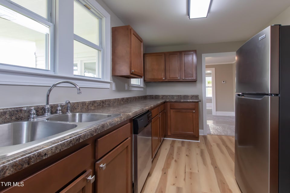 Photo #14: 2416 Bradley Street