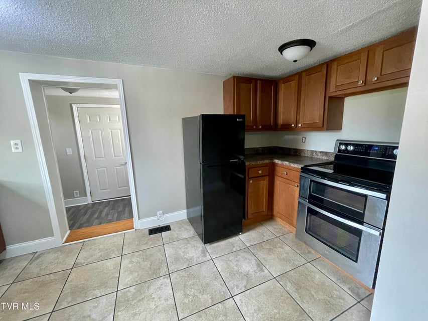 Photo #26: 2416 Bradley Street