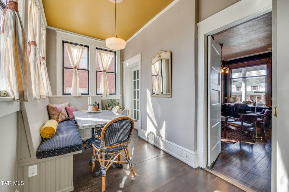 Photo #20: 717 Pine Street