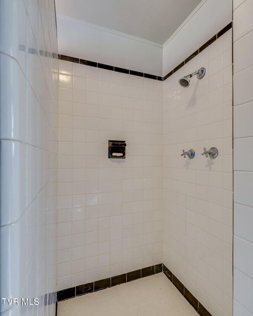 Photo #23: 717 Pine Street