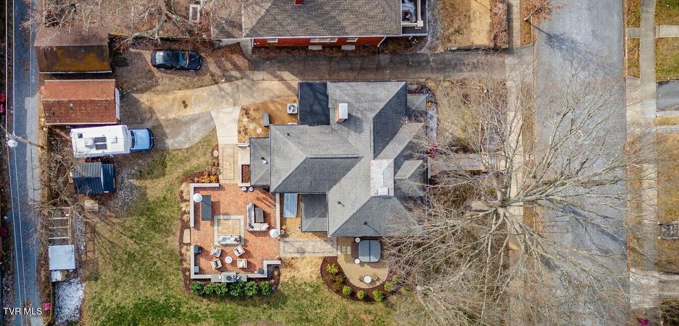 Photo #49: 717 Pine Street