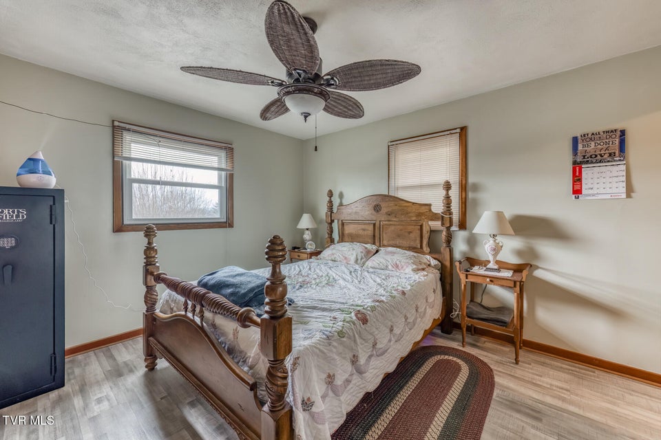 Photo #8: 215 Linda Street