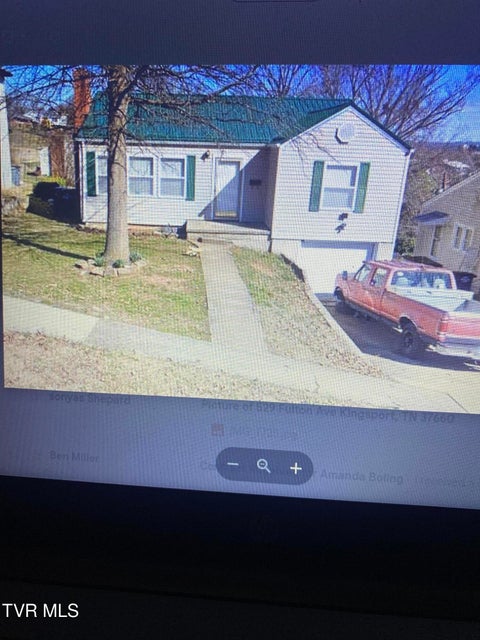 Photo #3: 529 Fulton Ave Avenue