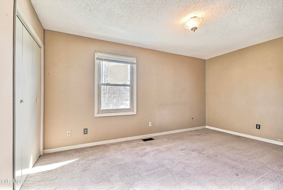 Photo #13: 1476 Tn-126 