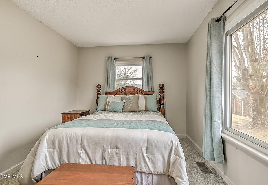 Photo #16: 100 Grubb Lane