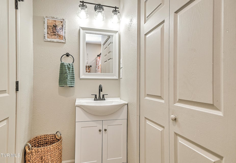 Photo #21: 100 Grubb Lane