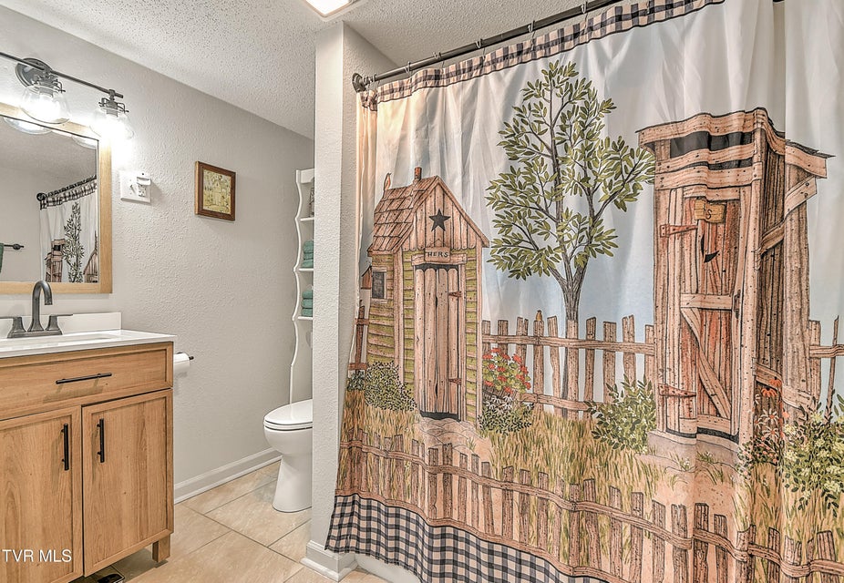 Photo #26: 100 Grubb Lane