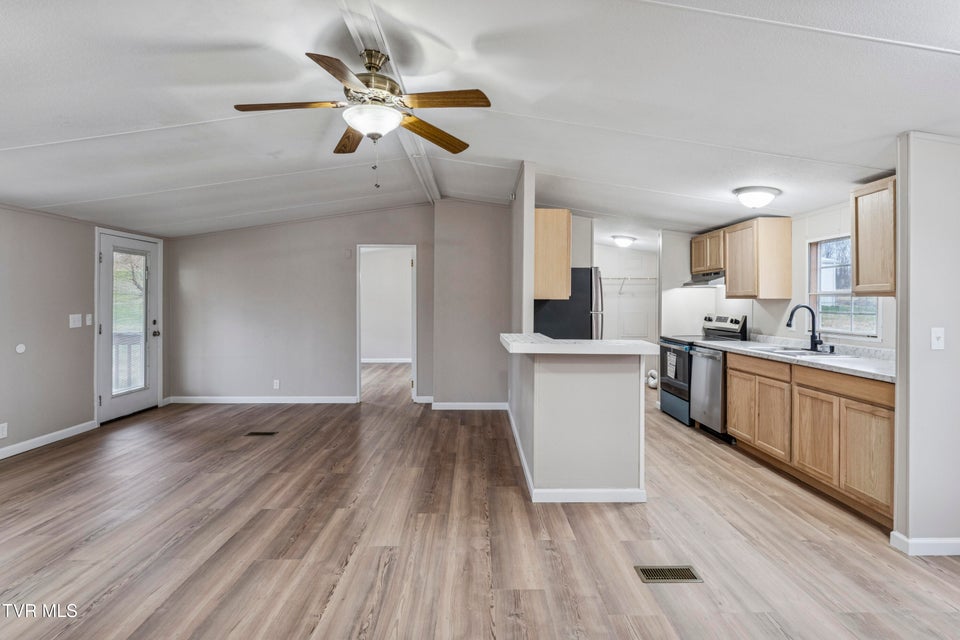 Photo #7: 7057 Erwin Highway