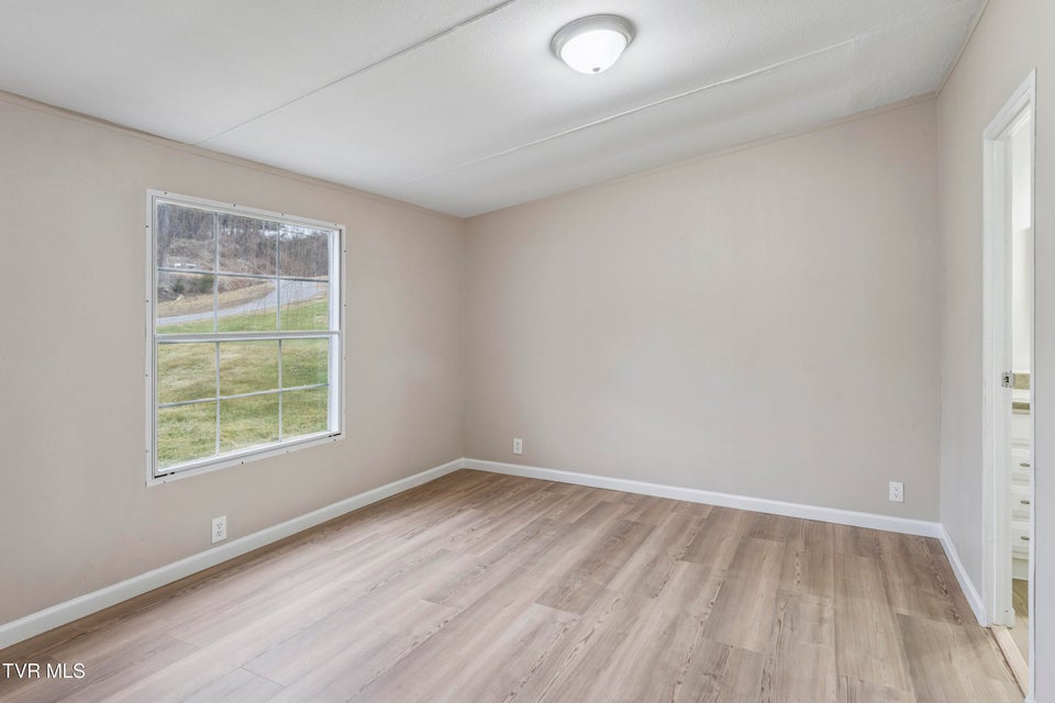 Photo #16: 7057 Erwin Highway