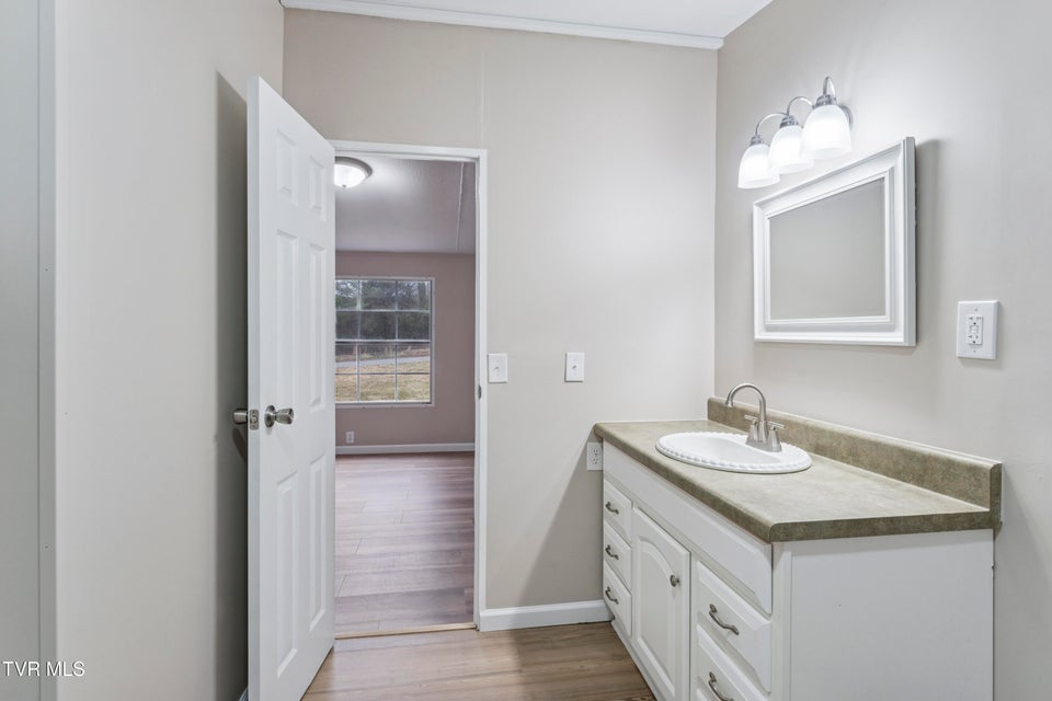 Photo #21: 7057 Erwin Highway