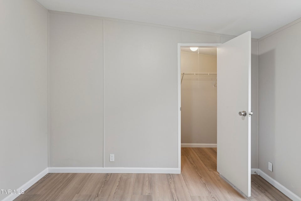 Photo #25: 7057 Erwin Highway