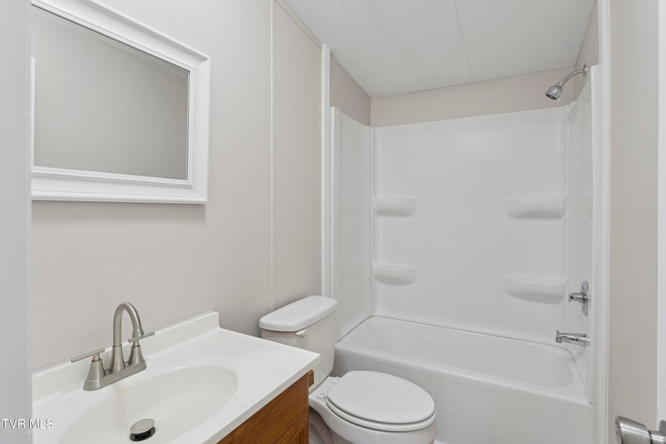 Photo #26: 7057 Erwin Highway