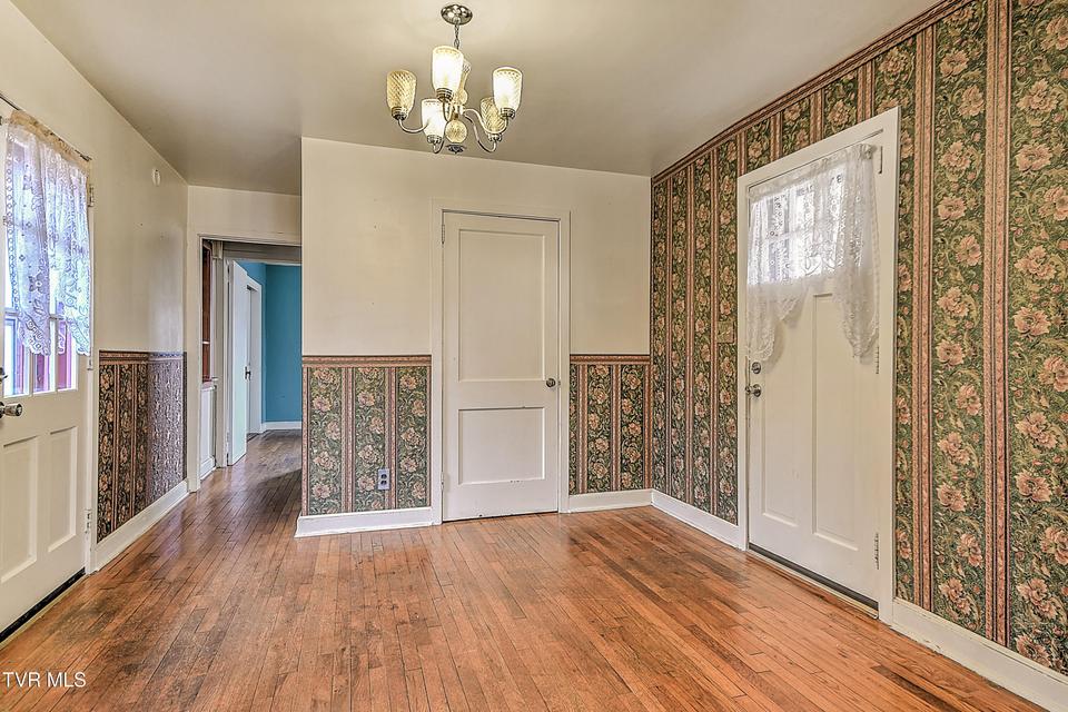 Photo #22: 818 Federal Street