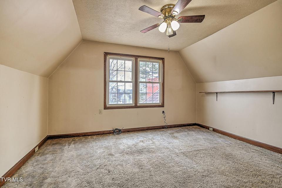 Photo #41: 818 Federal Street