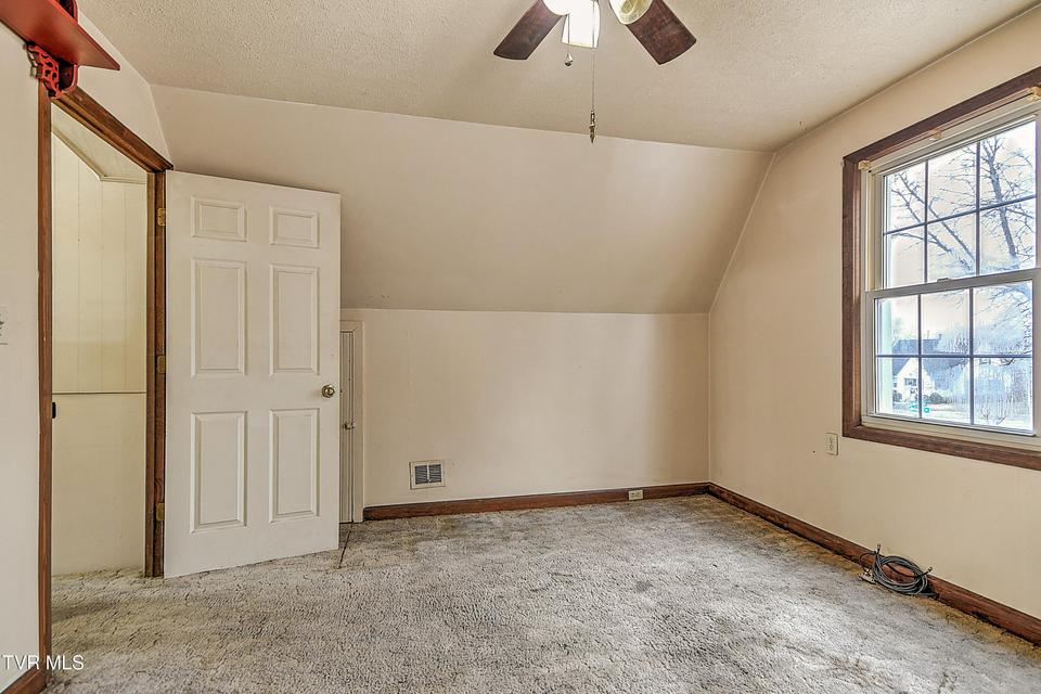 Photo #42: 818 Federal Street