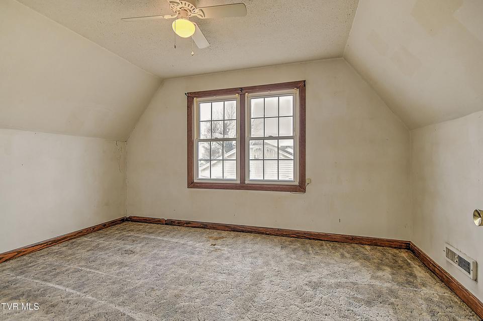 Photo #45: 818 Federal Street