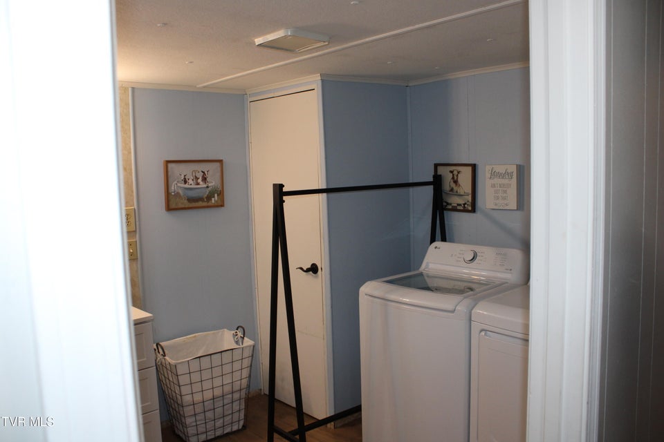 Photo #19: 7299 Blue Sky Ln Lane