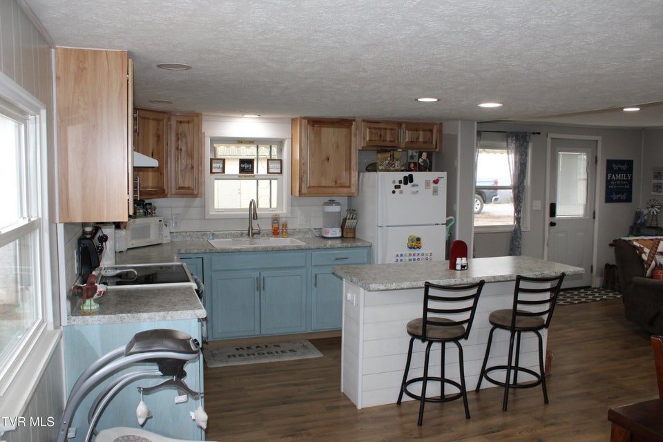 Photo #8: 7299 Blue Sky Ln Lane