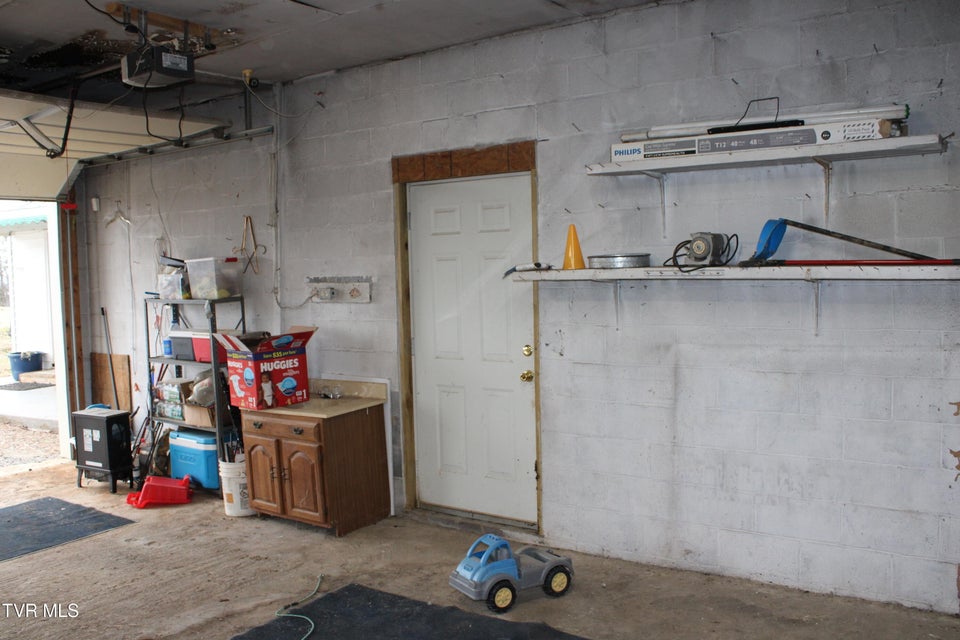 Photo #40: 7299 Blue Sky Ln Lane