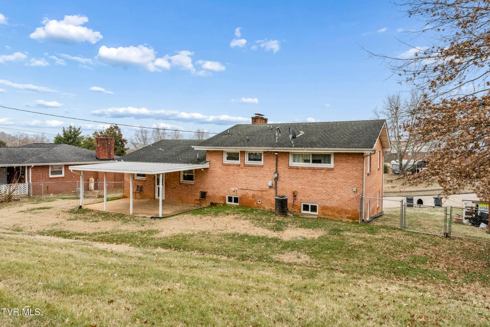 Photo #40: 1016 Whippoorwill Lane