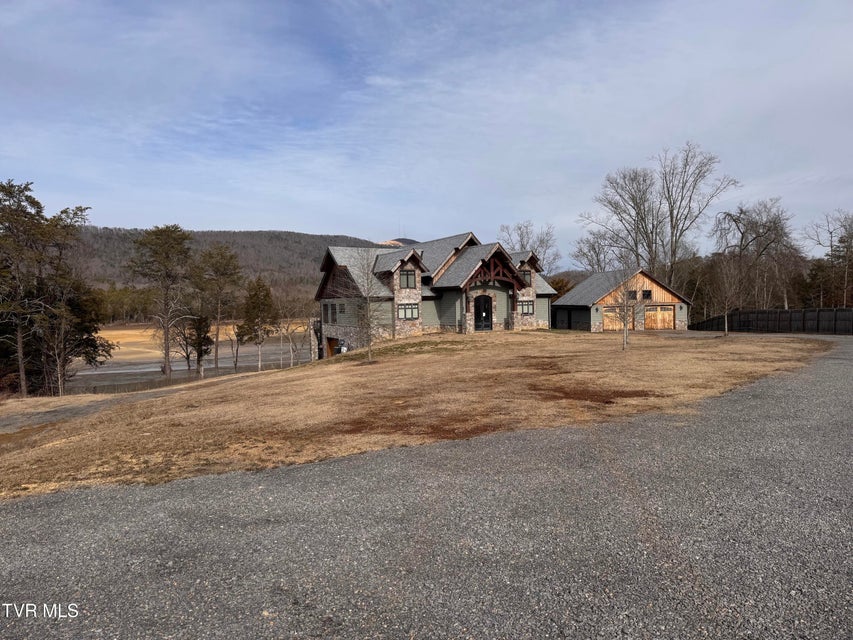 Photo #2: 211 Petty Lane