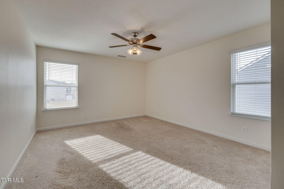 Photo #37: 1081 Raccoon Lane