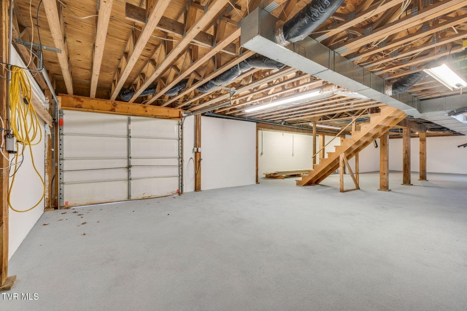 Photo #39: 300 Sugarwood Drive