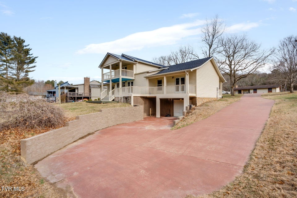 Photo #43: 300 Sugarwood Drive