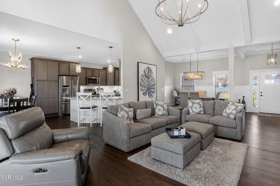 Photo #16: 582 Brady Way