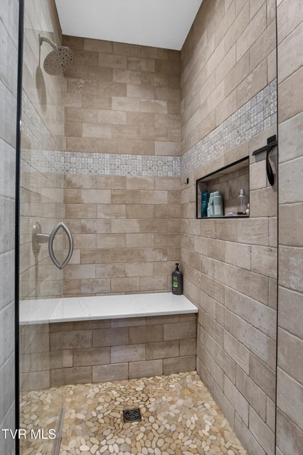 Photo #37: 582 Brady Way