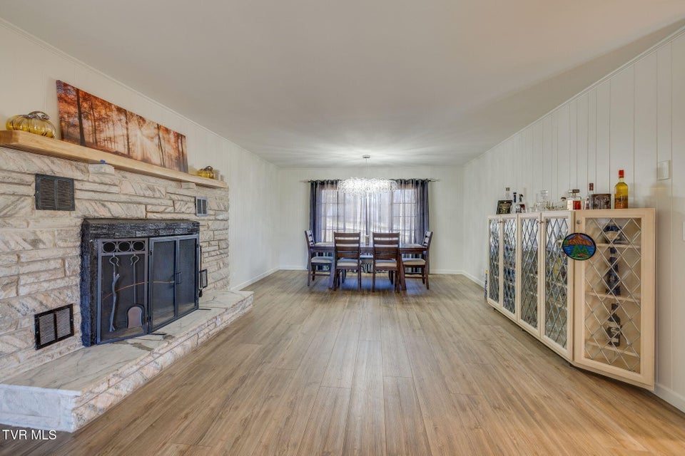 Photo #20: 204 Luttrell Street