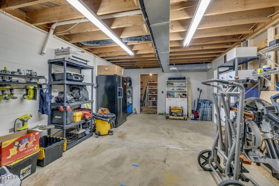 Photo #51: 204 Luttrell Street