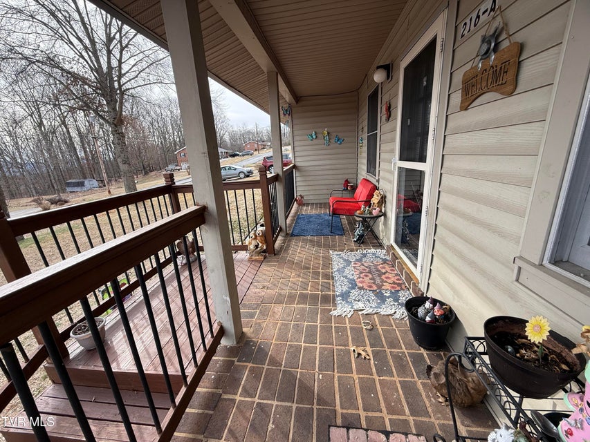 Photo #26: 216 Willow Street