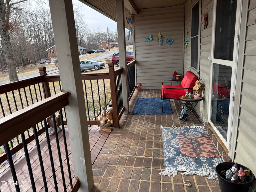 Photo #27: 216 Willow Street