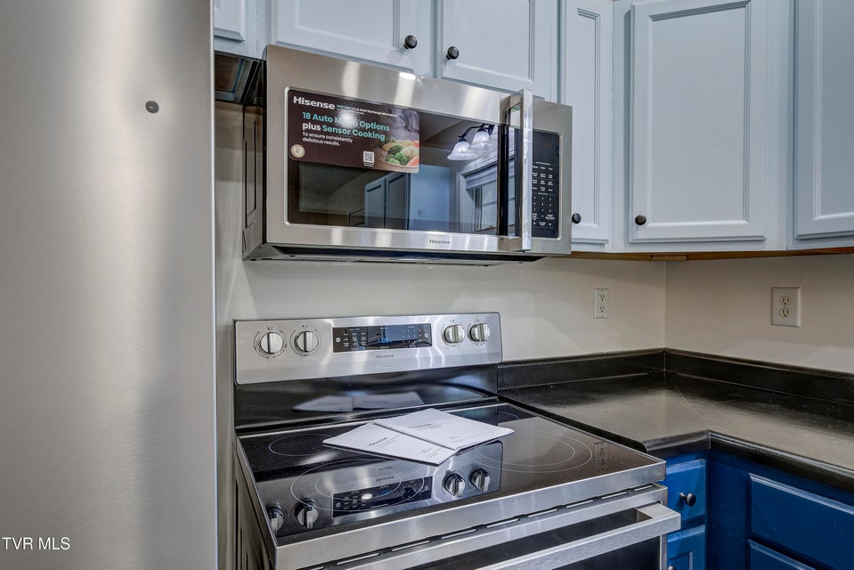 Photo #7: 312 Stockyard Road